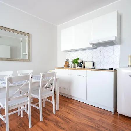 Seaesta - Komfortowe Pokoje I