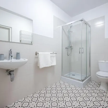 Seaesta - Komfortowe Pokoje I 3*