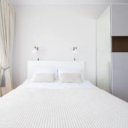 Seaesta - Komfortowe Pokoje I 3*